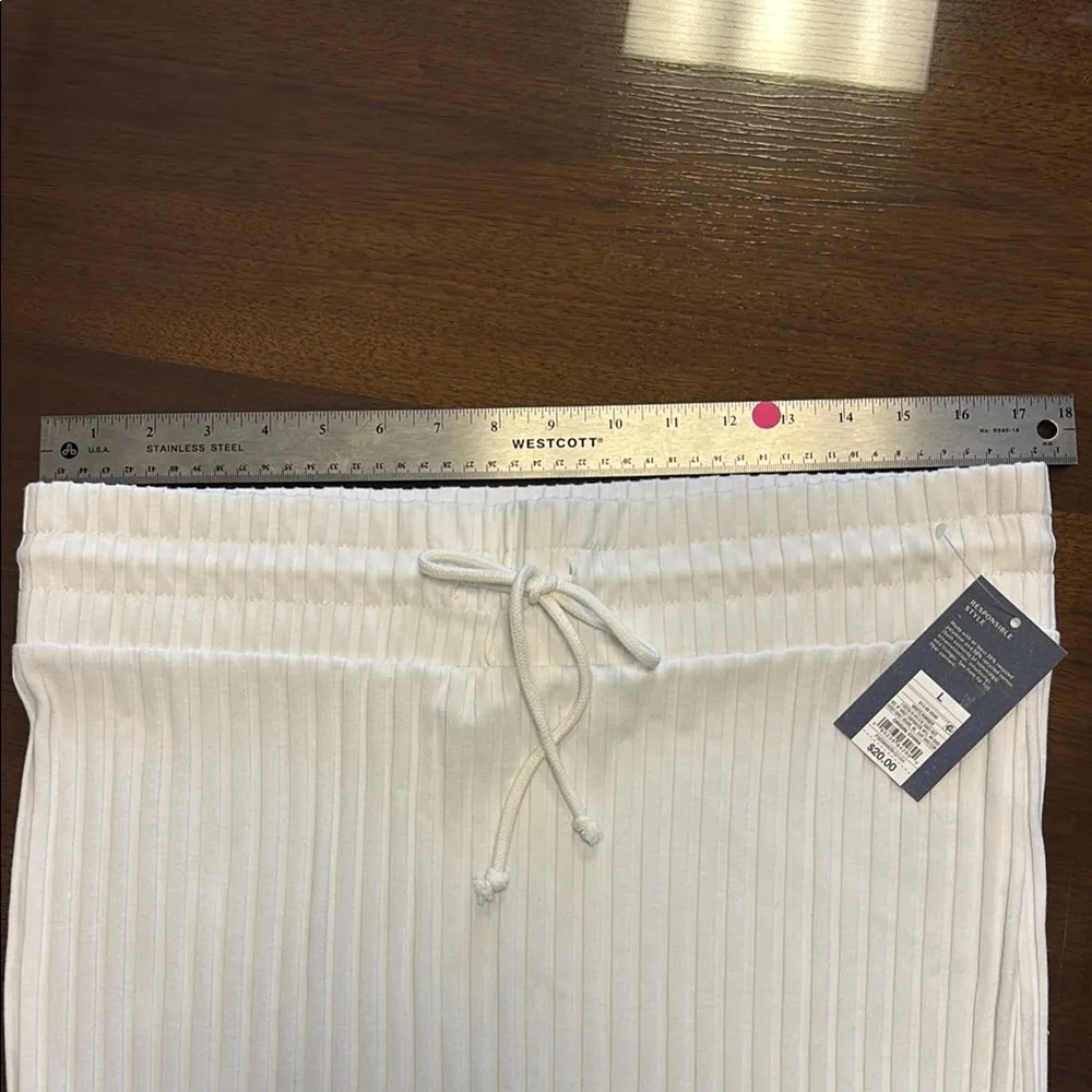 White Ribbed long skirt - Image 6