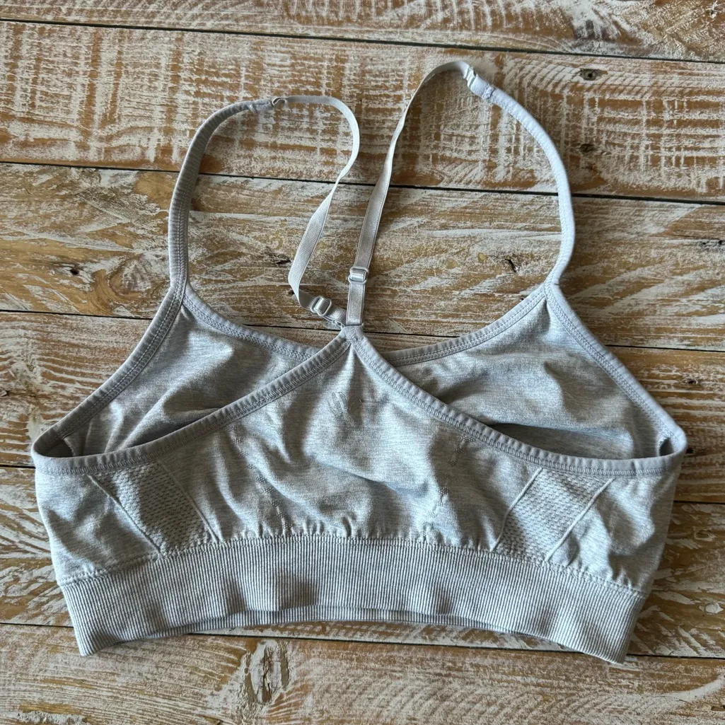 ☁️Light Gray Comfort Bra w/ Adjustable Racerback Straps☁️ ~M Silver Size M - Image 2