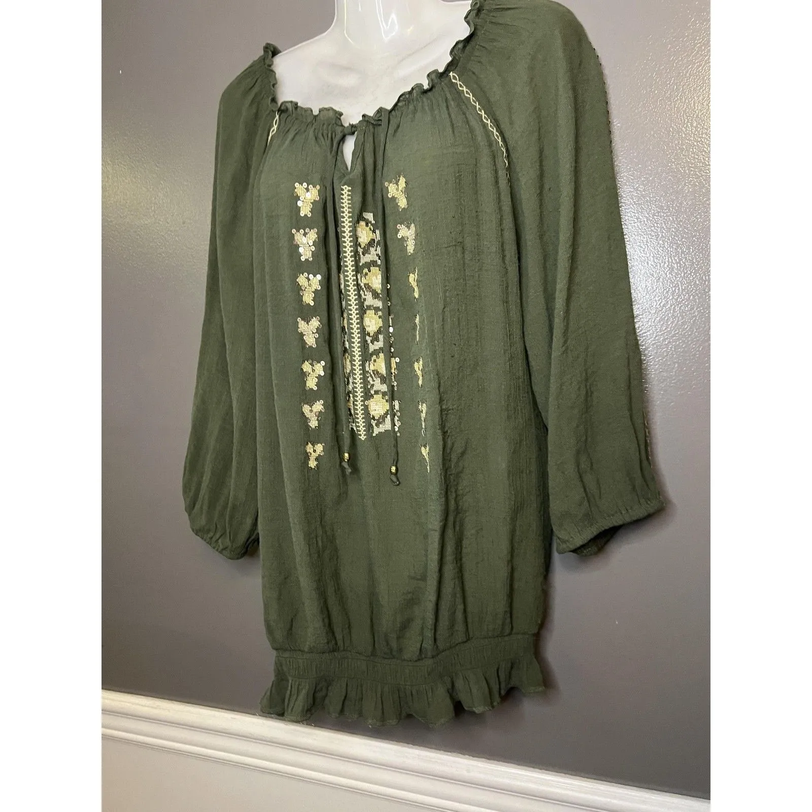 Dressbarn Shirt Womens 1X Olive Green Peasant Boho Embroidered Tassel Tie Top - Image 4