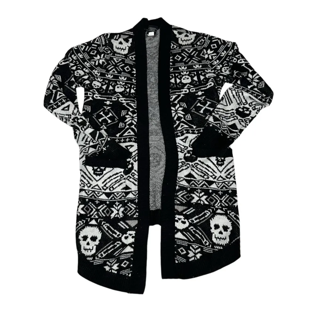 SOCIAL COLLISION Black White Patterned Long Sweater Skulls Womens Size Medium - Image 4