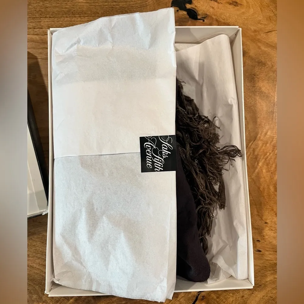 Chan Lu Elegant Gray silver chain Fringed Scarf - Image 4