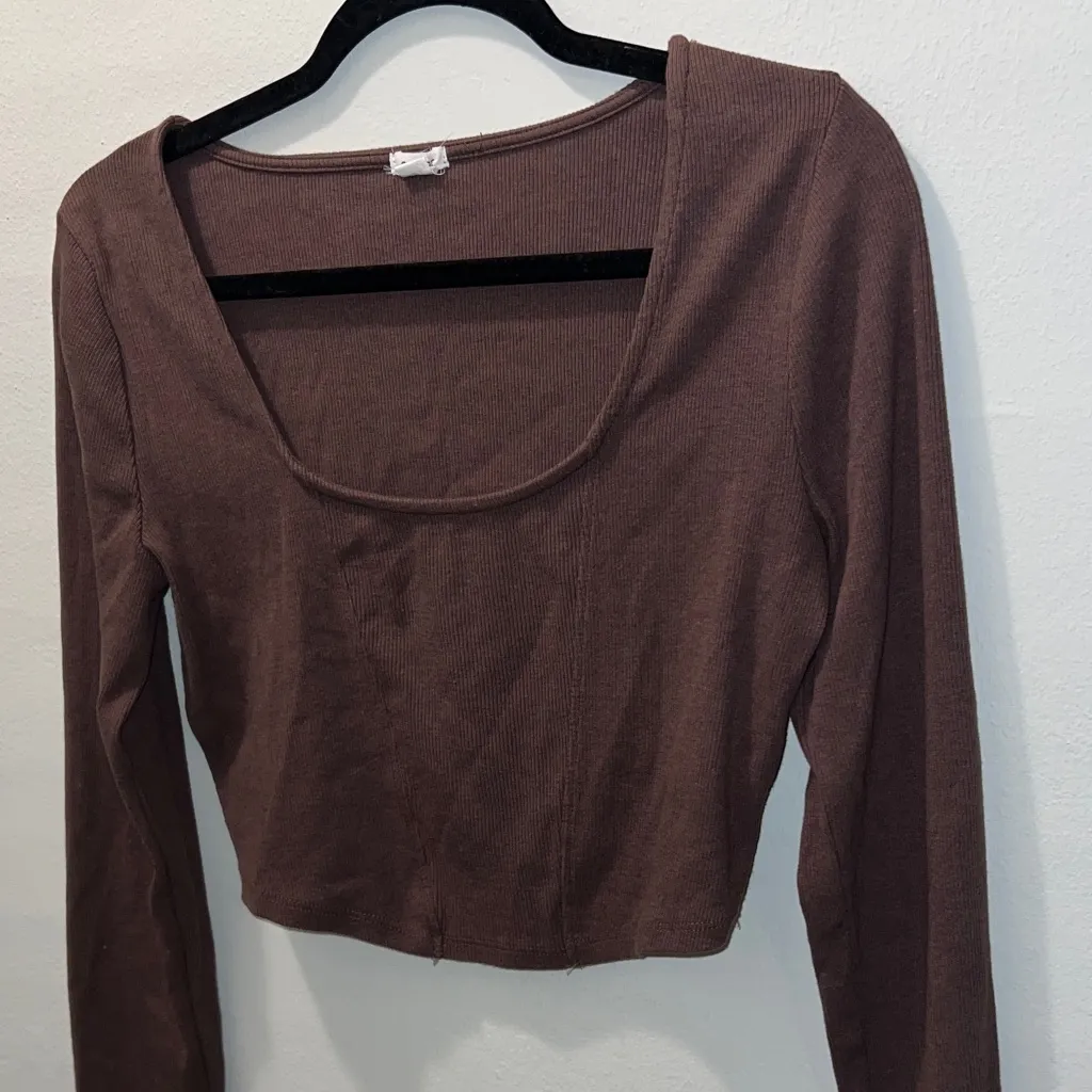 Garage Brown Long Sleeve Crop Top - Image 2