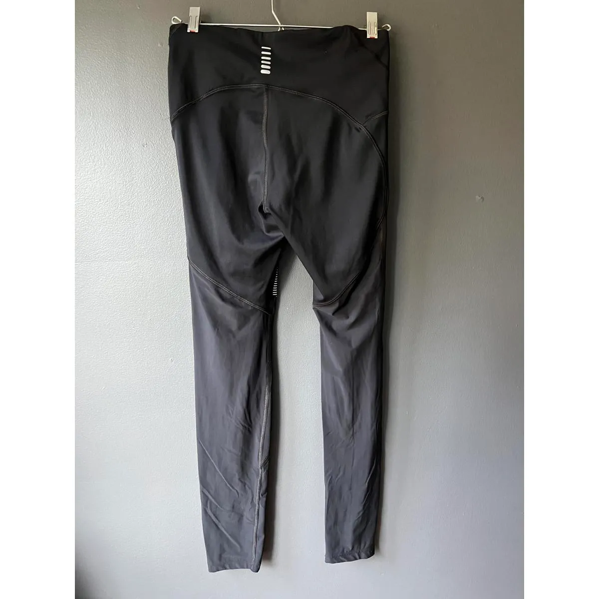 Under Armour Women's Compression Leggings Medium - Image 2