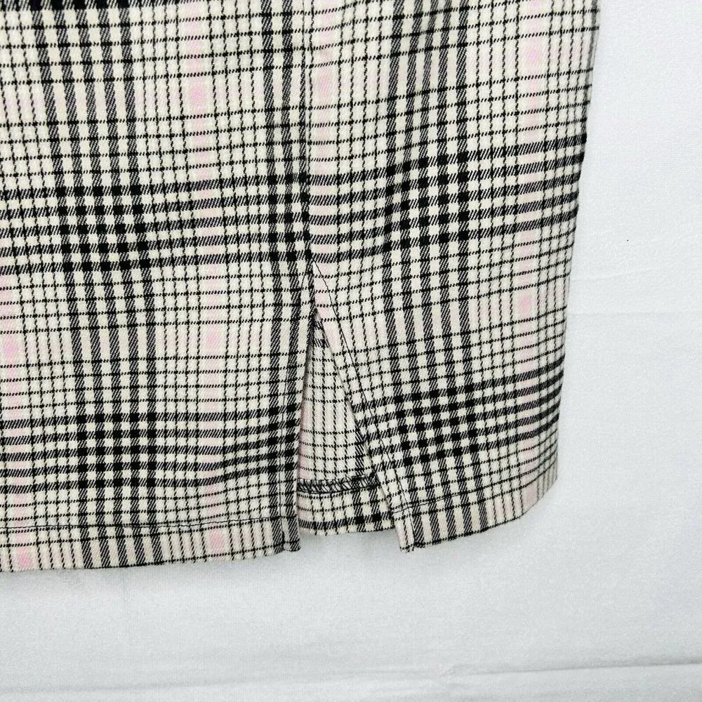 Wild Fable Mini Skirt Women's Preppy School Girl Sz 8 Pink Black Plaid Slit NWT - Image 3