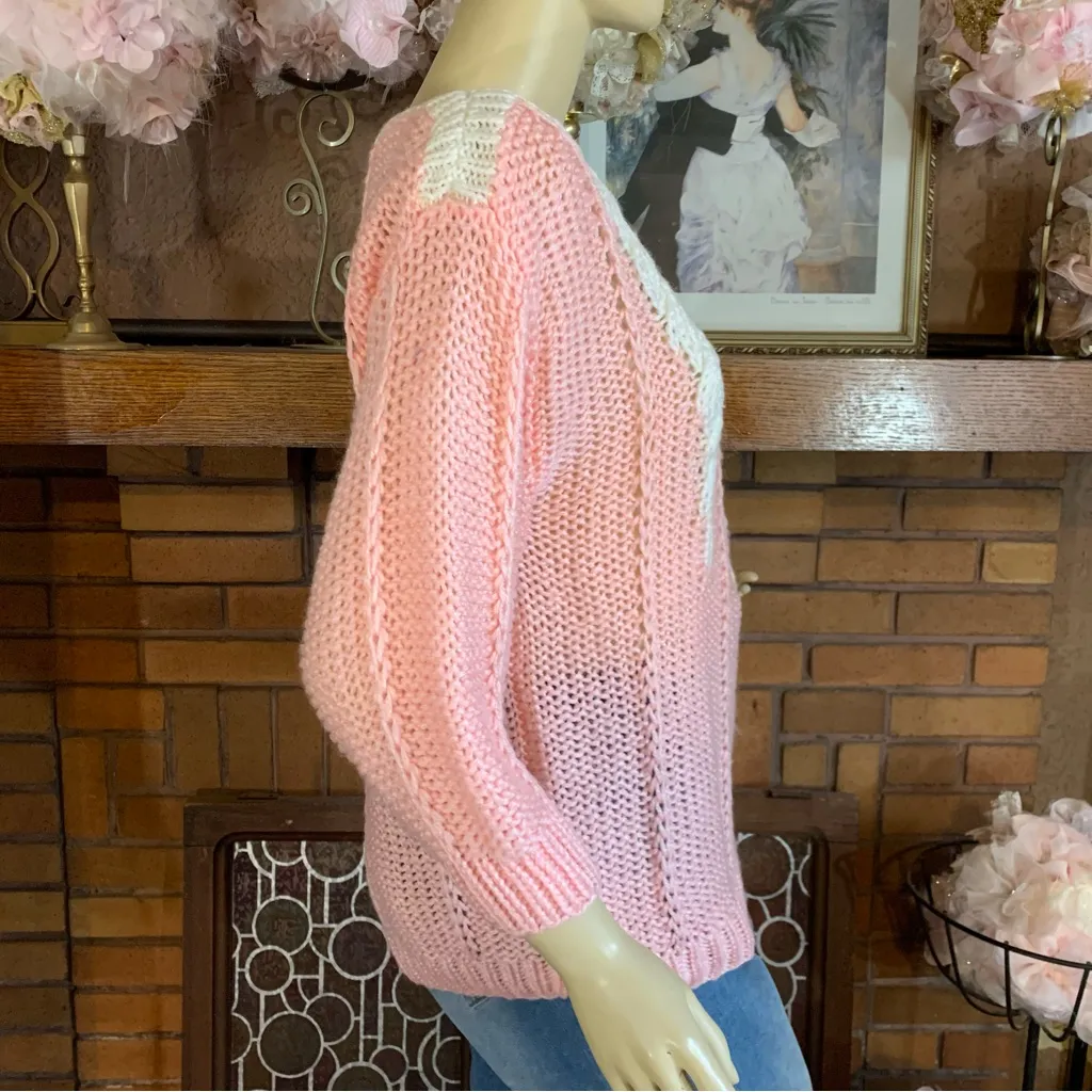 VINTAGE 1980'S DEB HAND KNITTED PINK AND CREAM SWEATER (S) - Image 7