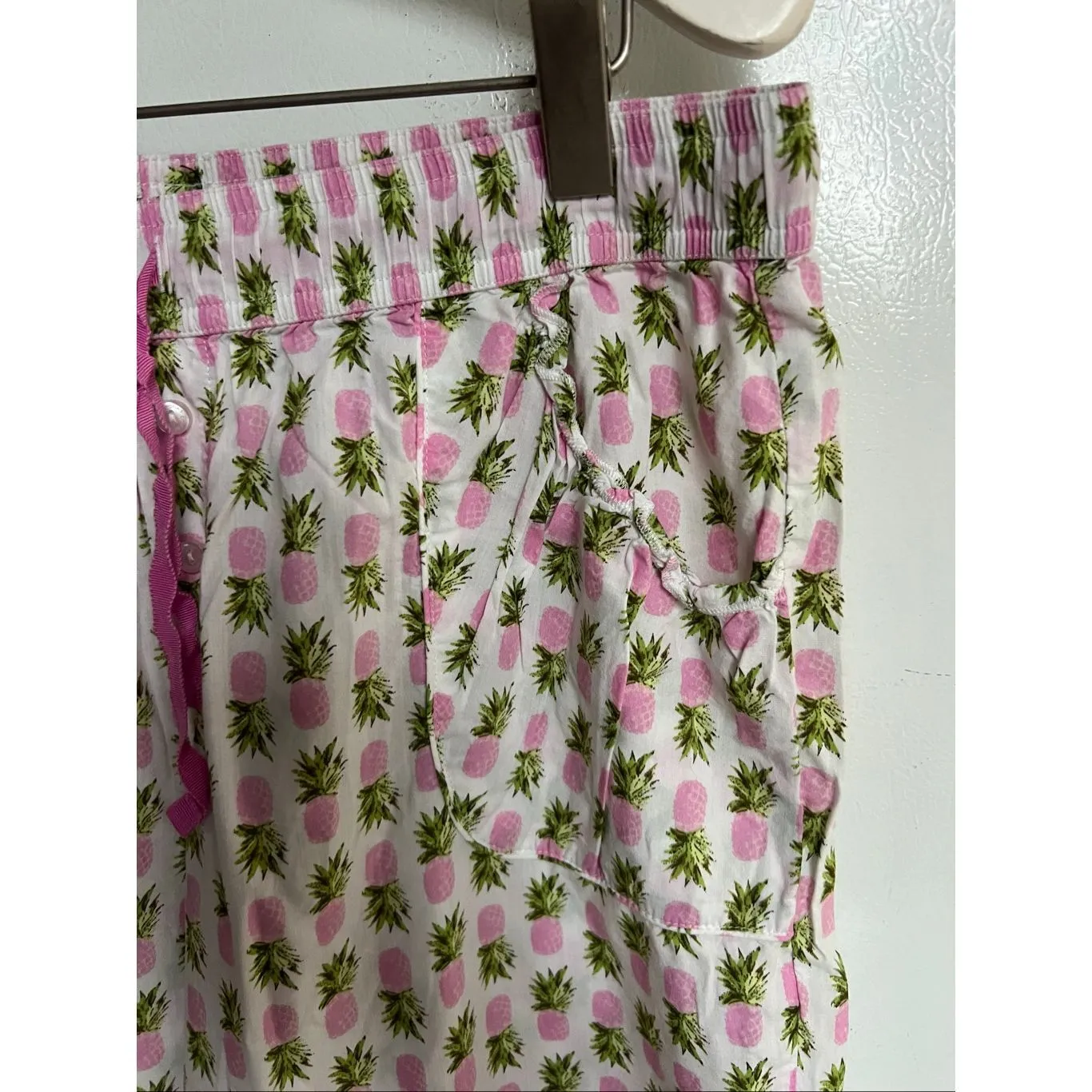 Victoria’s Secret Pineapple Sleep Pants Woman’s Size Medium - Image 4