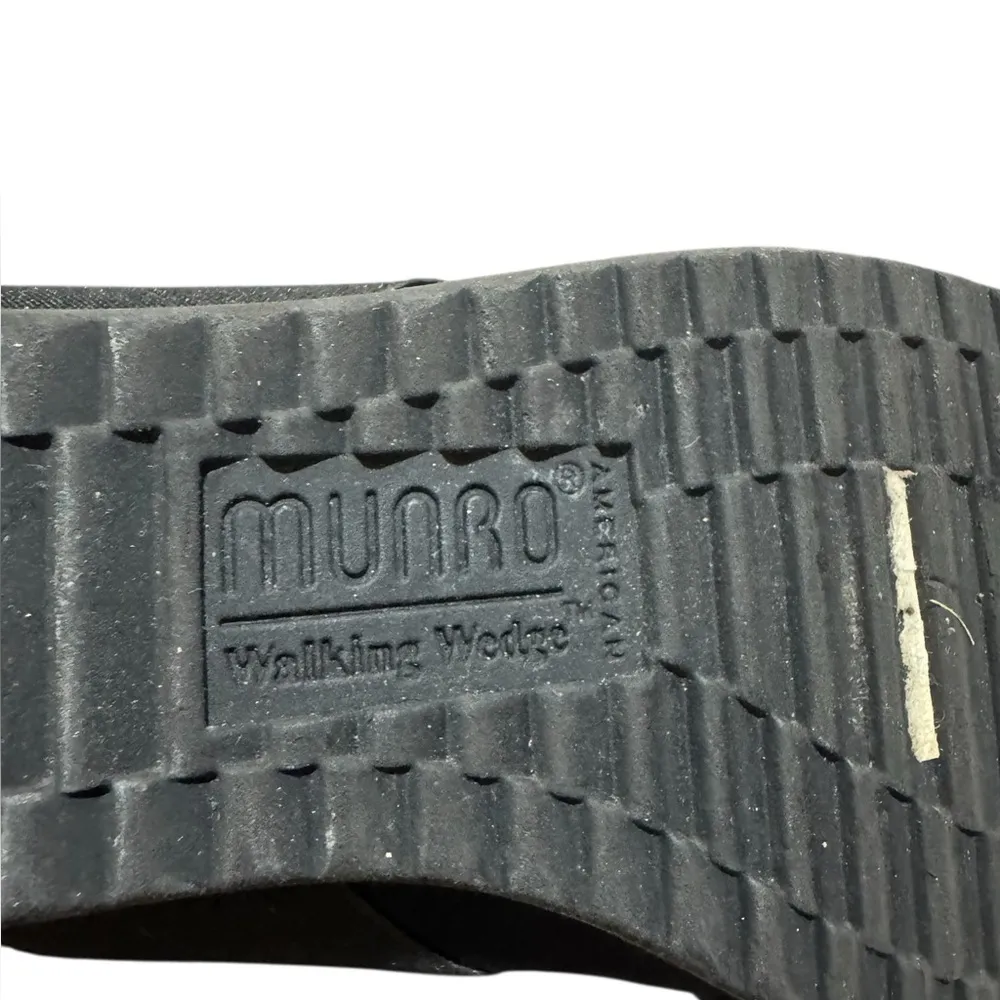 Munro Black Walking Wedge Crisscross Slip-Ons Size 6.5 Comfortable Staple Basic - Image 7
