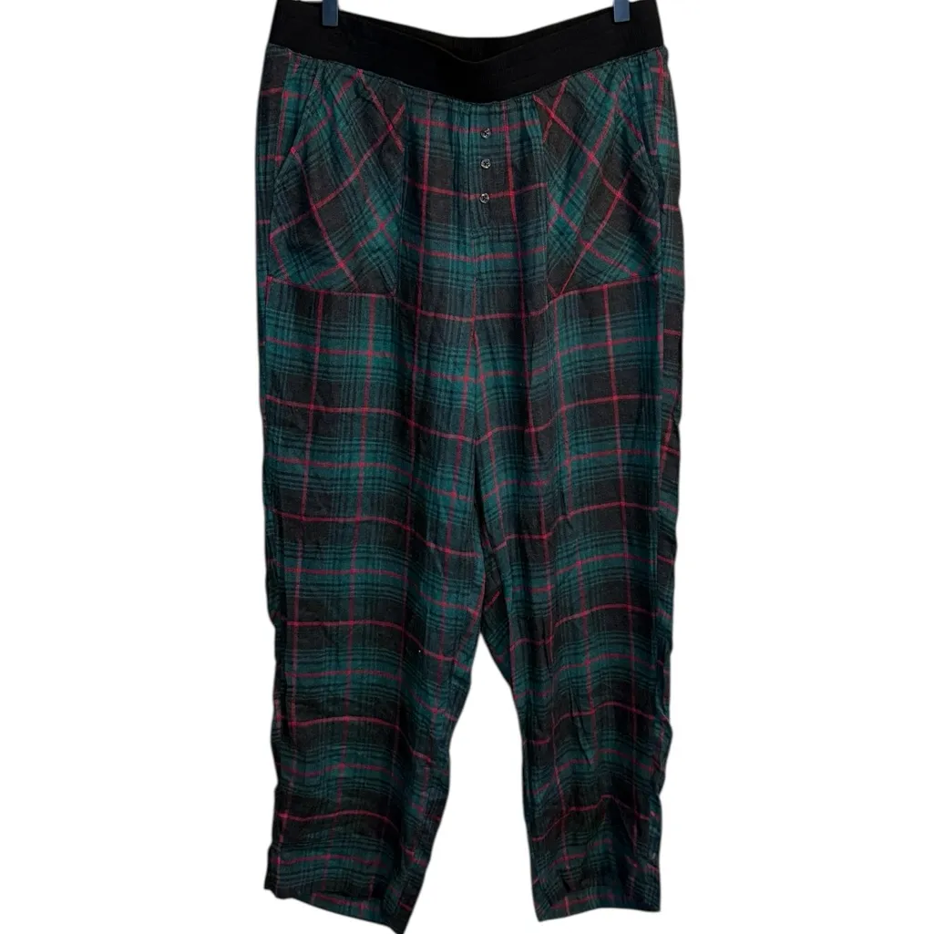 Torrid Women’s Sz 0 / Large Rayon Woven Full Length Sleep Pant in Jingle Plaid - Image 2