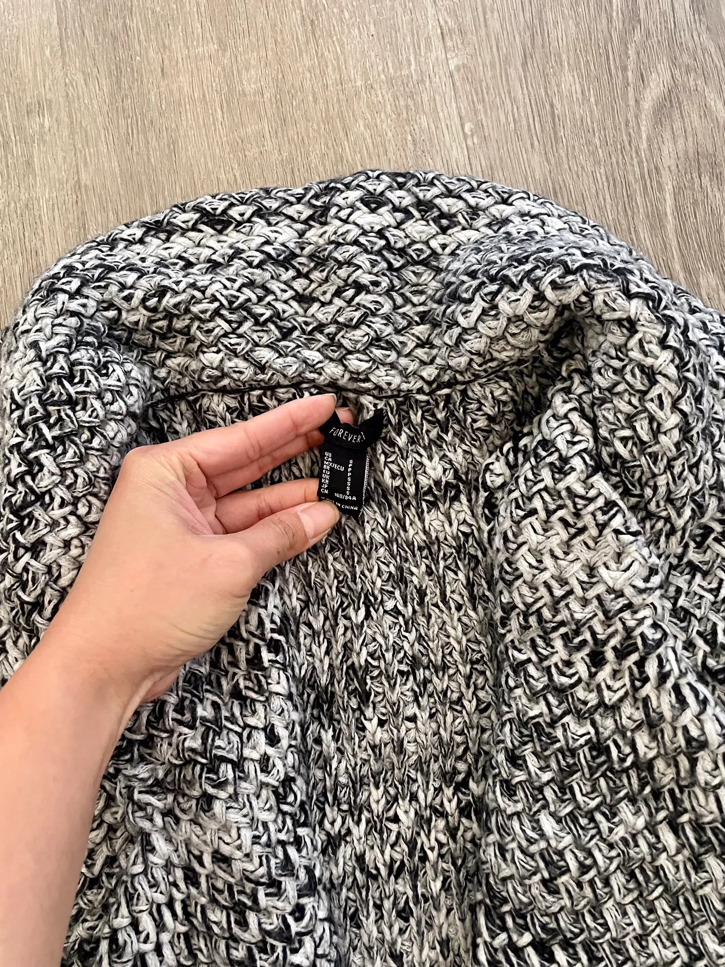 Forever 21 thick and loose knit cardigan size S - Image 7