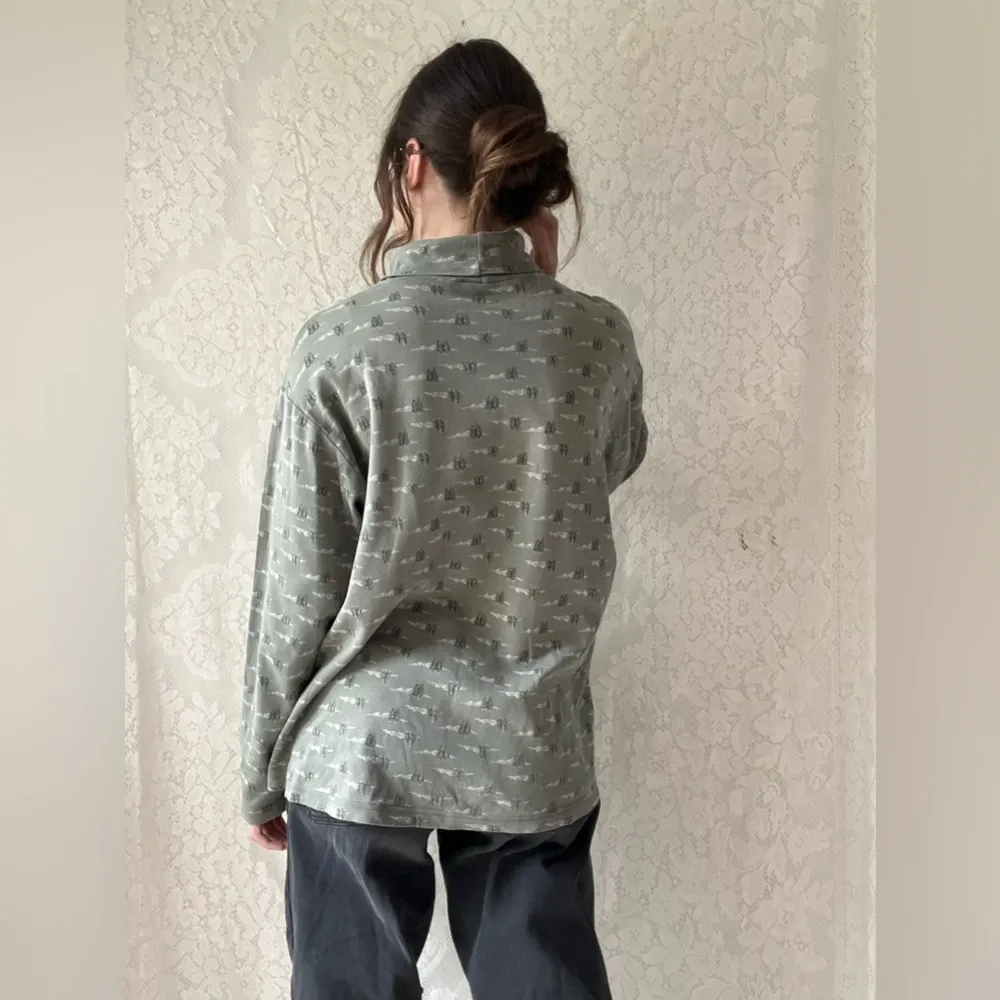 Green 90s Style Turtle Neck Mountains & Trees Long Sleeve Top Size undefined - Image 7