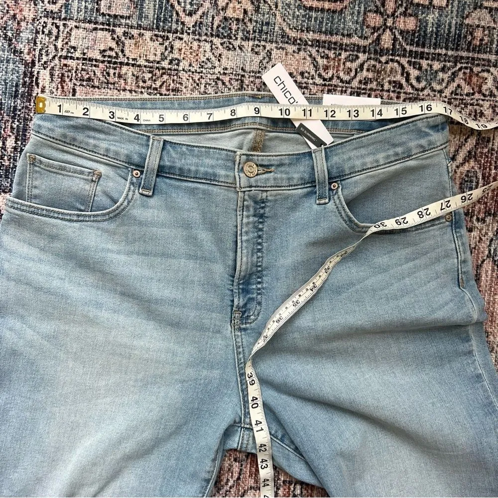 Chico’s NWT So Slimming Girlfriend Cropped Jeans in Cerulean Indigo Size 2.5 14 - Image 8