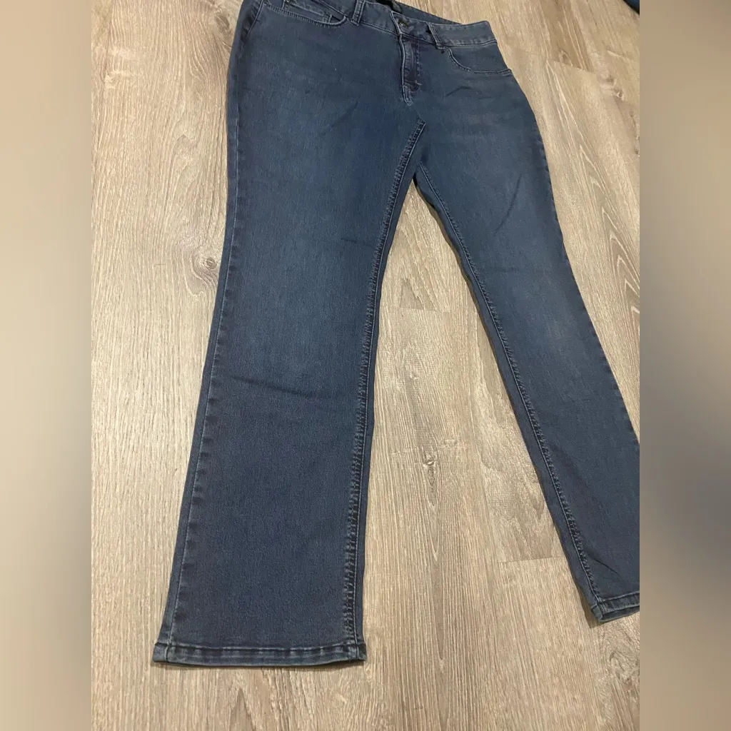 NWT Riders by Lee Dark Wash Mid-Rise Straight-Leg Jeans | Size 16P - Image 3