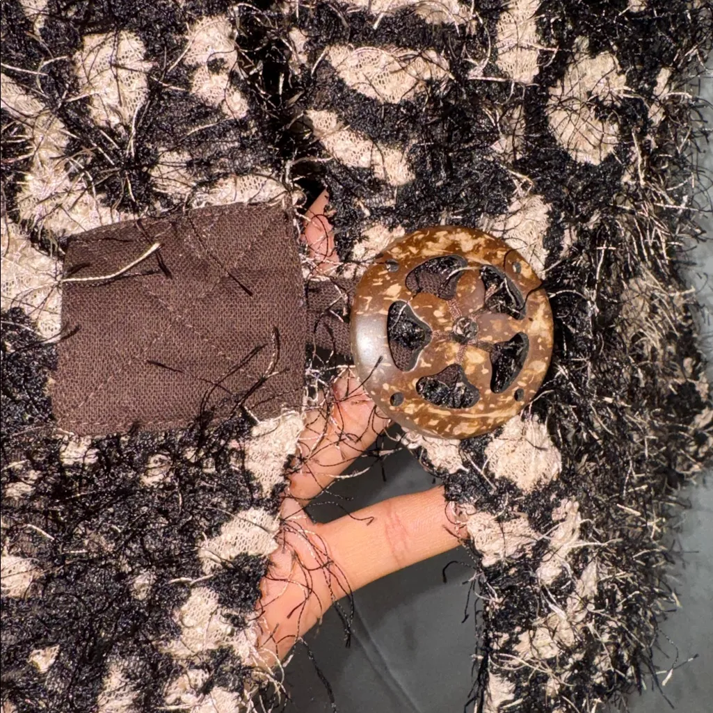 Seventh Avenue animal print fringed cardigan. Black Size M - Image 3