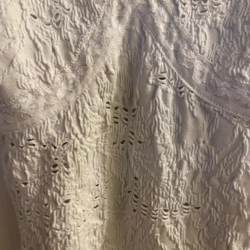 So Womens Juniors White Textured Lace Print Cami Camisole Tank Top XS Bust 28” - Image 2