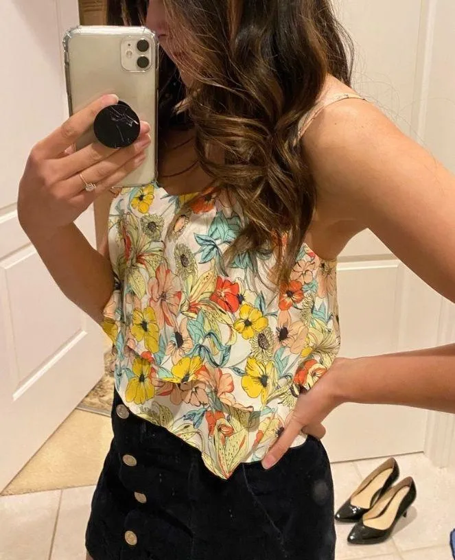 Super cute Floral croptop - Image 2