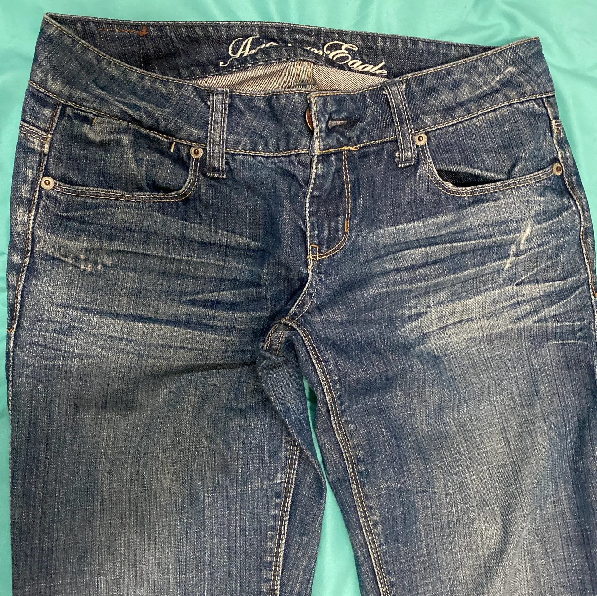 American Eagle Straight Leg Jeans - Image 3