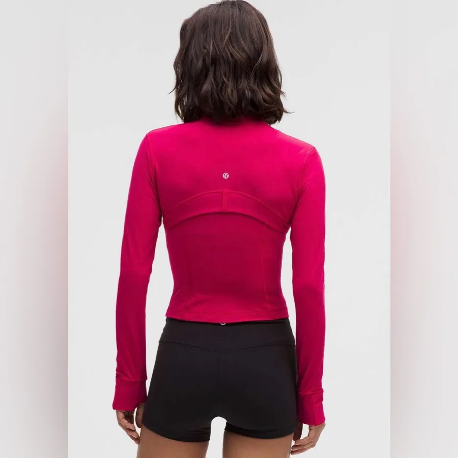 Lululemon NWT Define Cropped Jacket Full Zip, Zipper Pockets Pink Dragonfruit 6 - Image 4