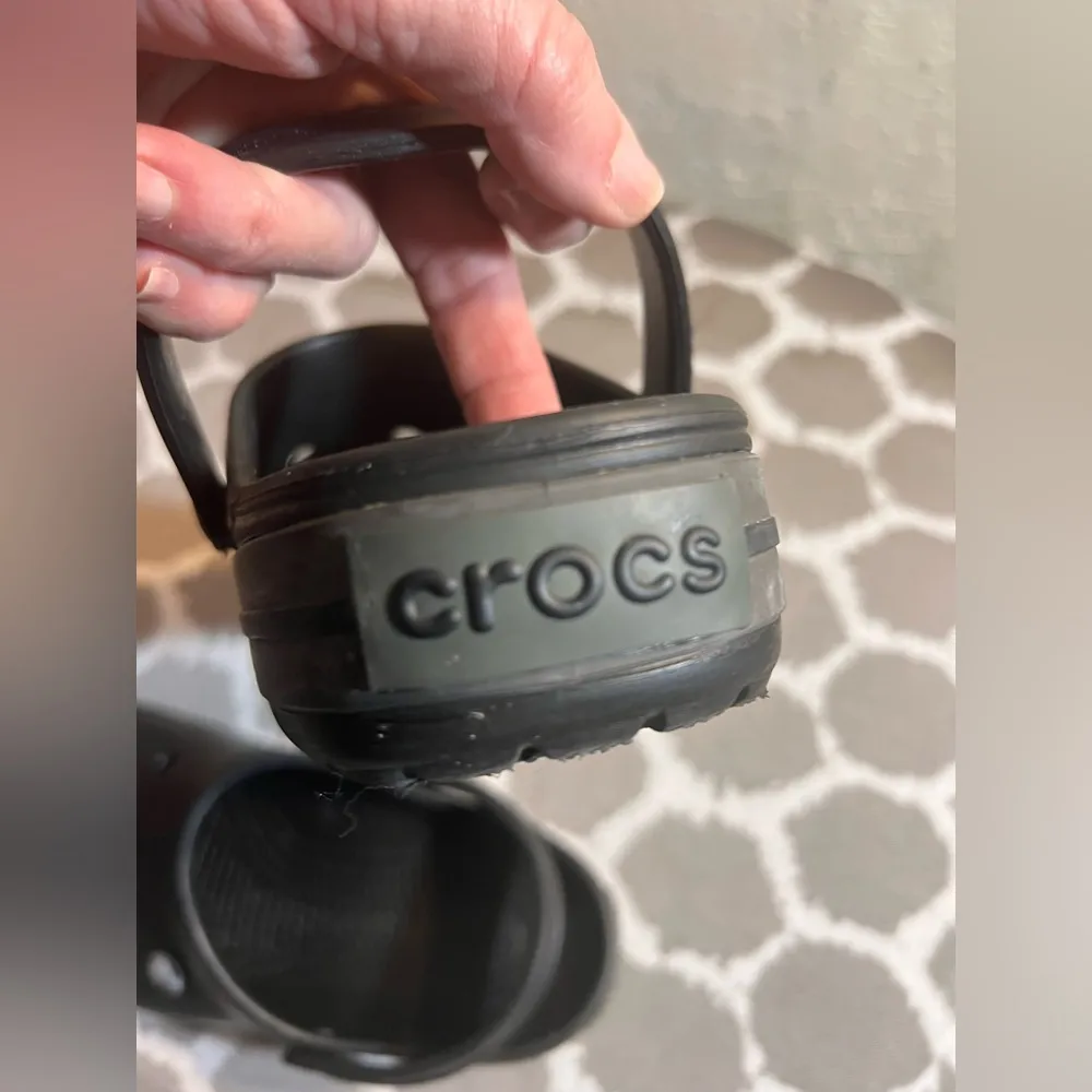 Crocs Black  Clogs - Image 6