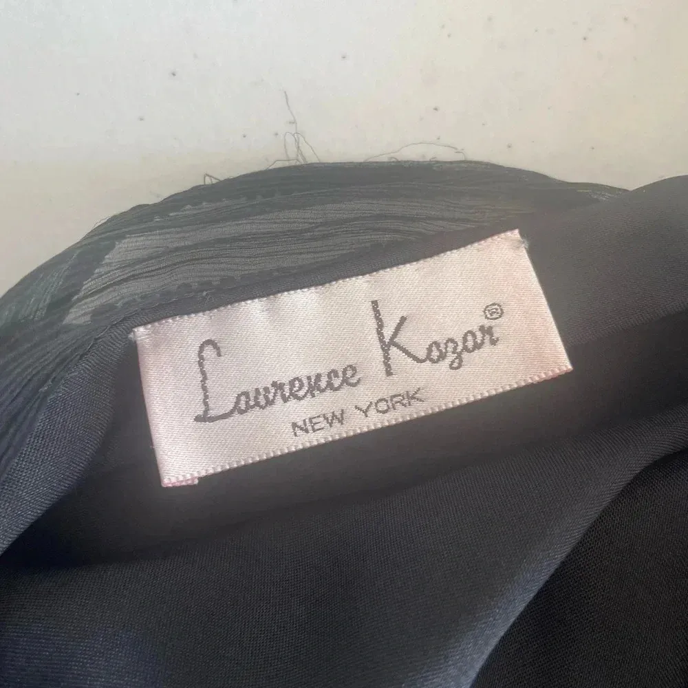 VTG 80’s Laurence Kazar Black Silk Rainbow Iridescent Sequin Rose Mesh Top M 176 - Image 11