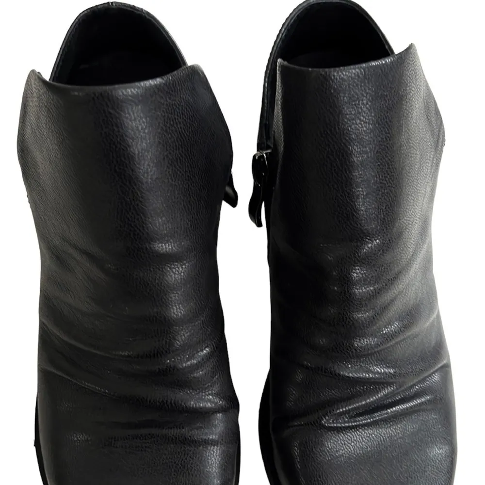 NWOT Antelope Leather Booties - Image 4