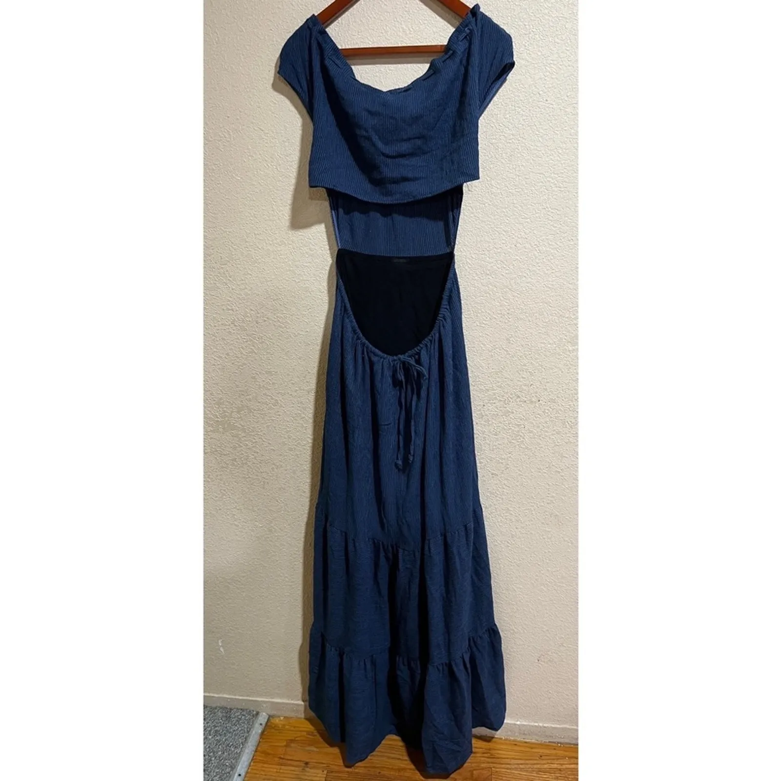 Reformation Veijo Blue Open Back Waist Tie Tiered Maxi Dress - size Small - Image 4