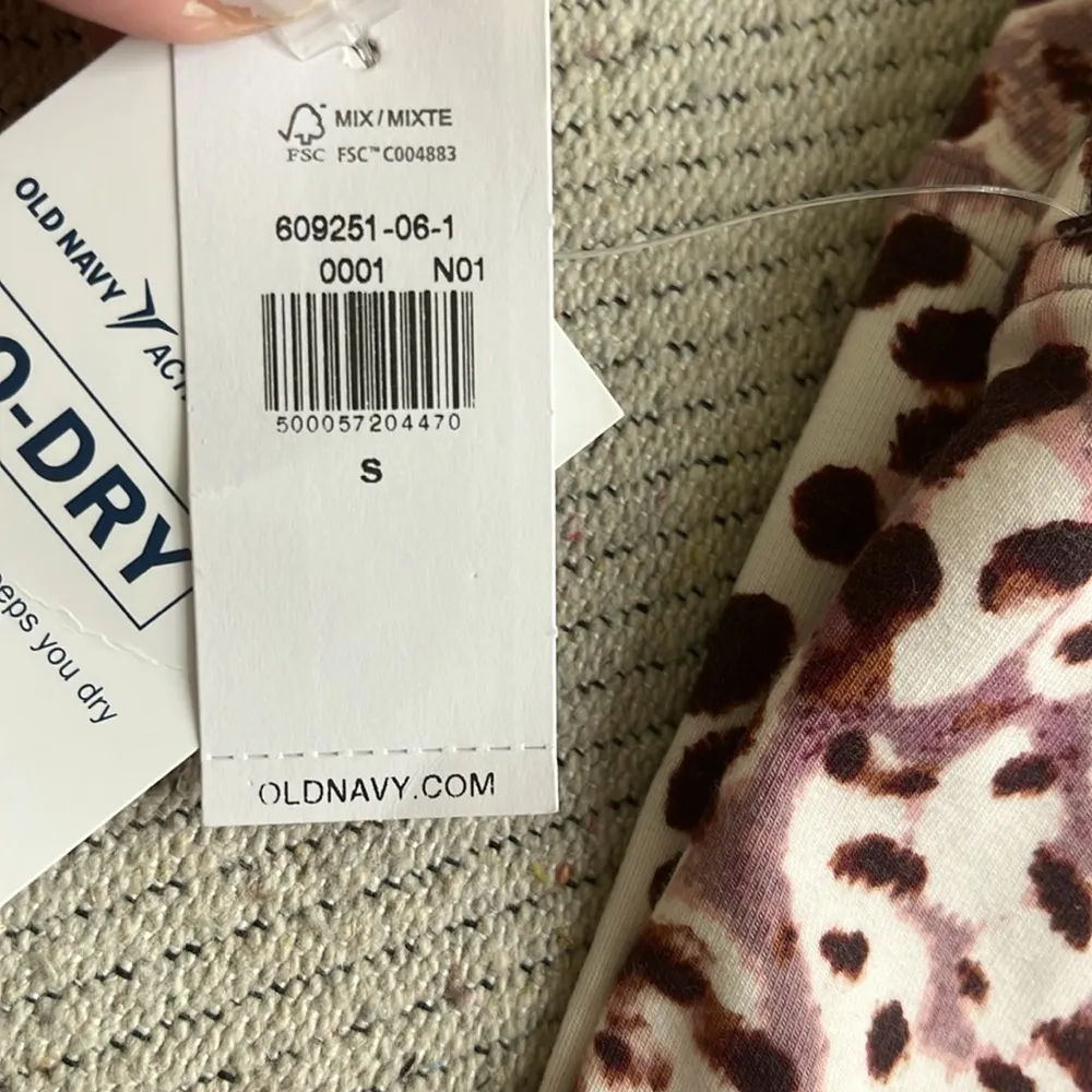 Old Navy balance high rise Pink cheetah 7/8 ankle go-dry Leggings size small - Image 5