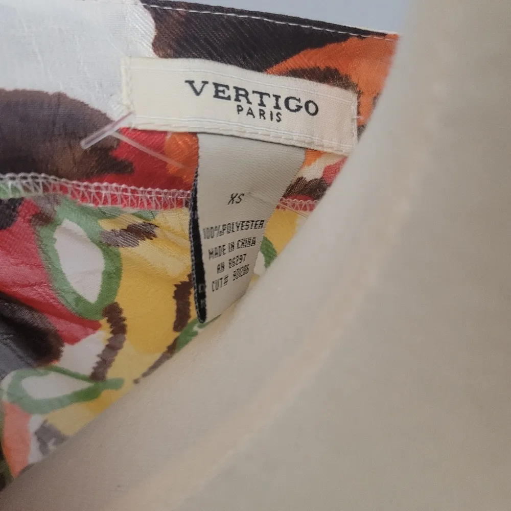 Vertigo Paris floral long sleeve top - Image 6