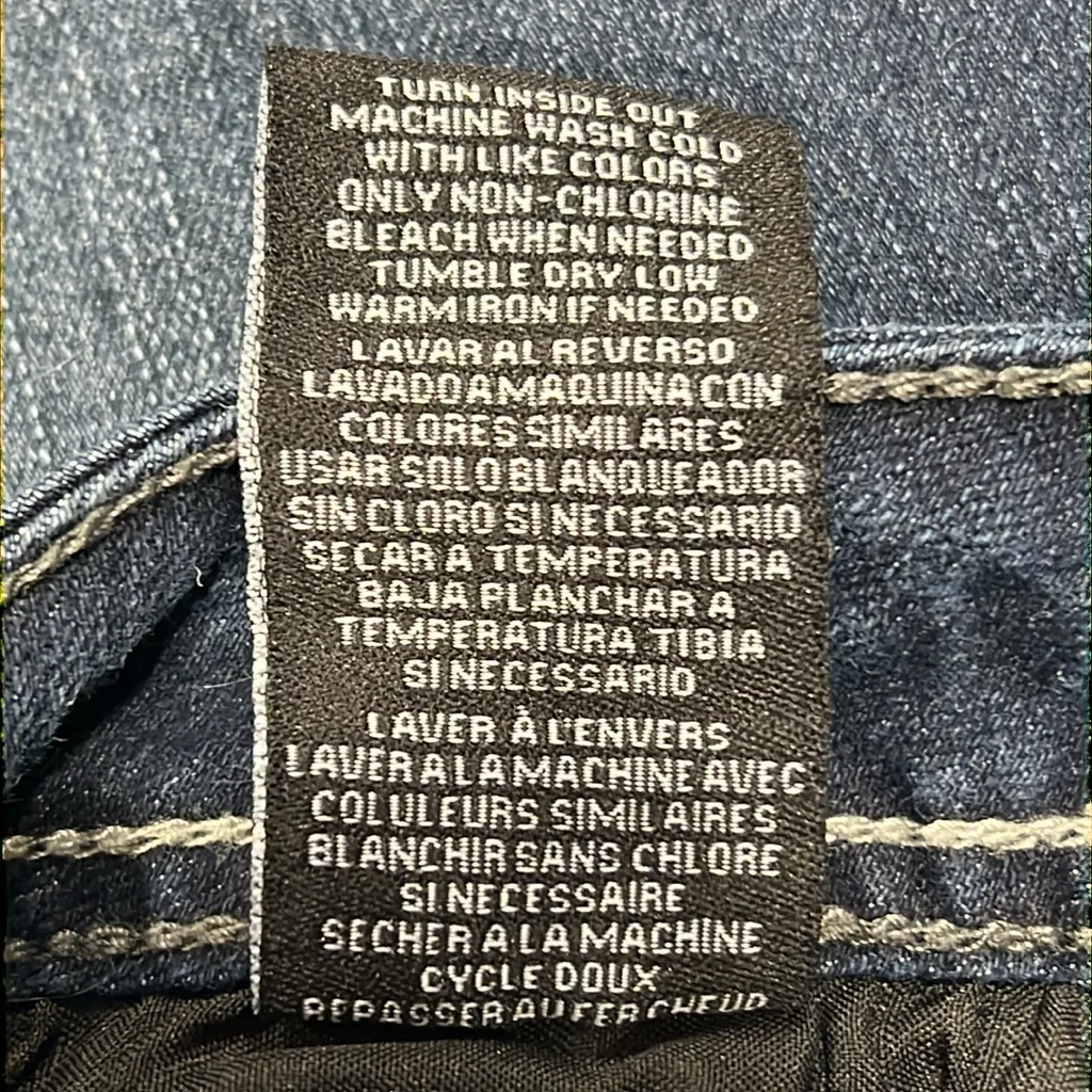 NWOT one 5 one, Capri, Blinged Pockets, Stretch, Size 6 - Image 7