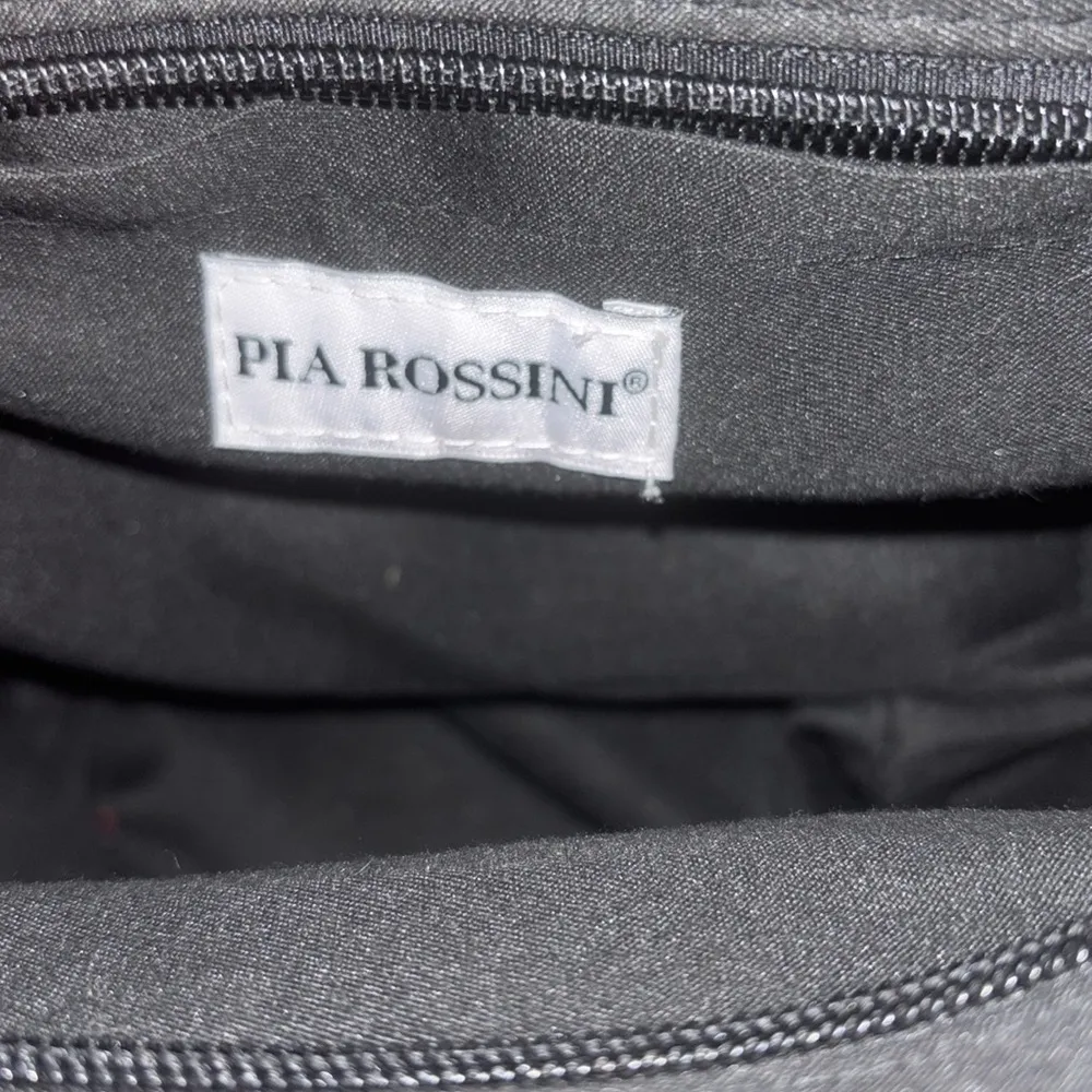 PIA ROSSINI..BLACK AND CREAM WOVEN HAND BAG WITH RUFFLES OF STRAW ON ONE SIDE Black - Image 7