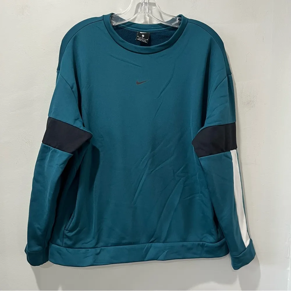 Nike Therma Fleece Women Medium Teal Blue Pocket Crewneck Sweatshirt Color block - Image 2