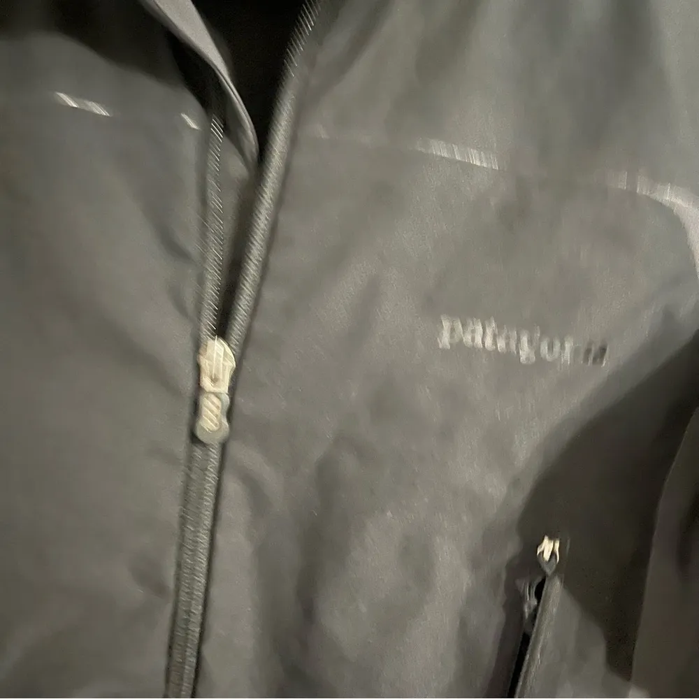 Patagonia Women’s CSS Softshell Jacket Size XS Black Gray Full Zip - Image 2