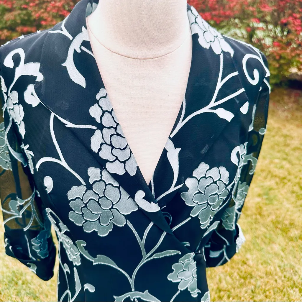 Woman’s Alex Evenings Petite Jacket - Image 6