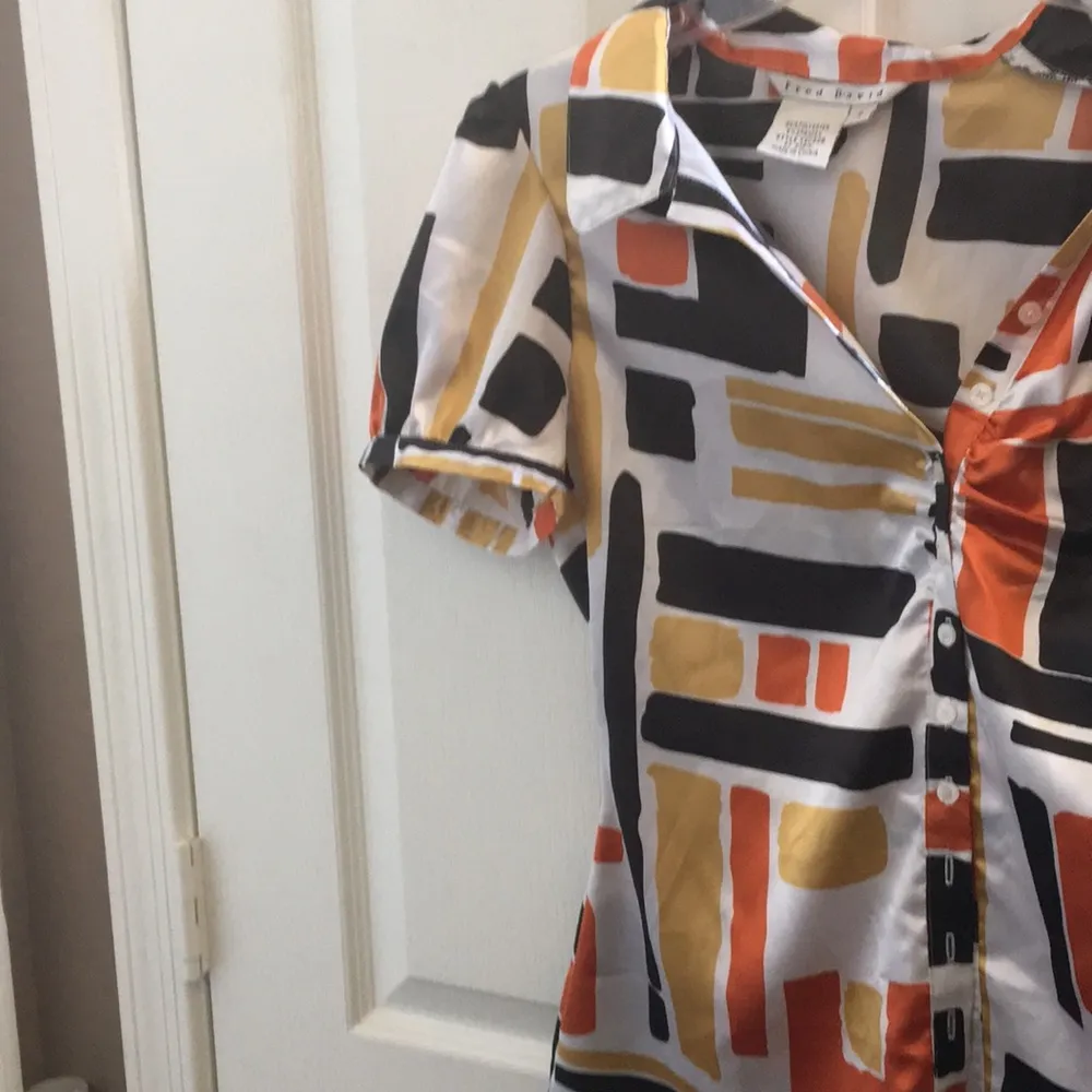 Fred David FINAL MARKDOWN Ladies’  Blouse (S) - Image 2