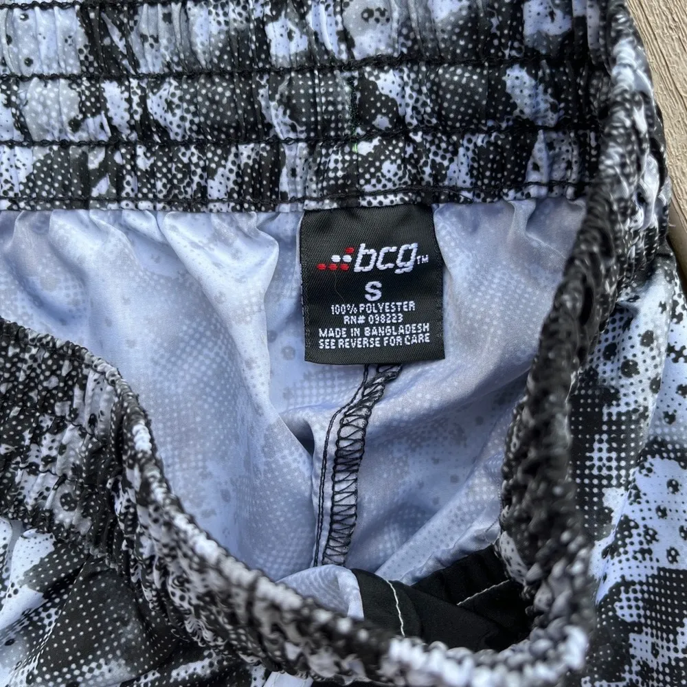 Running Athletic Shorts Black Print - Image 6