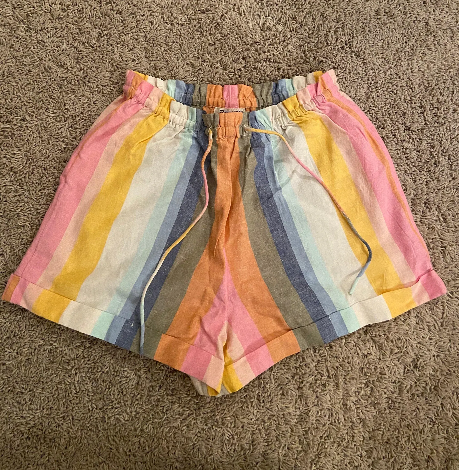 Billabong Shorts - Image 2