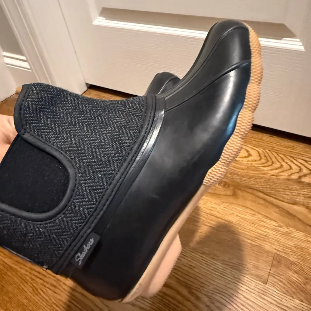 Skechers Women’s Rain Boots size 6 - Image 8