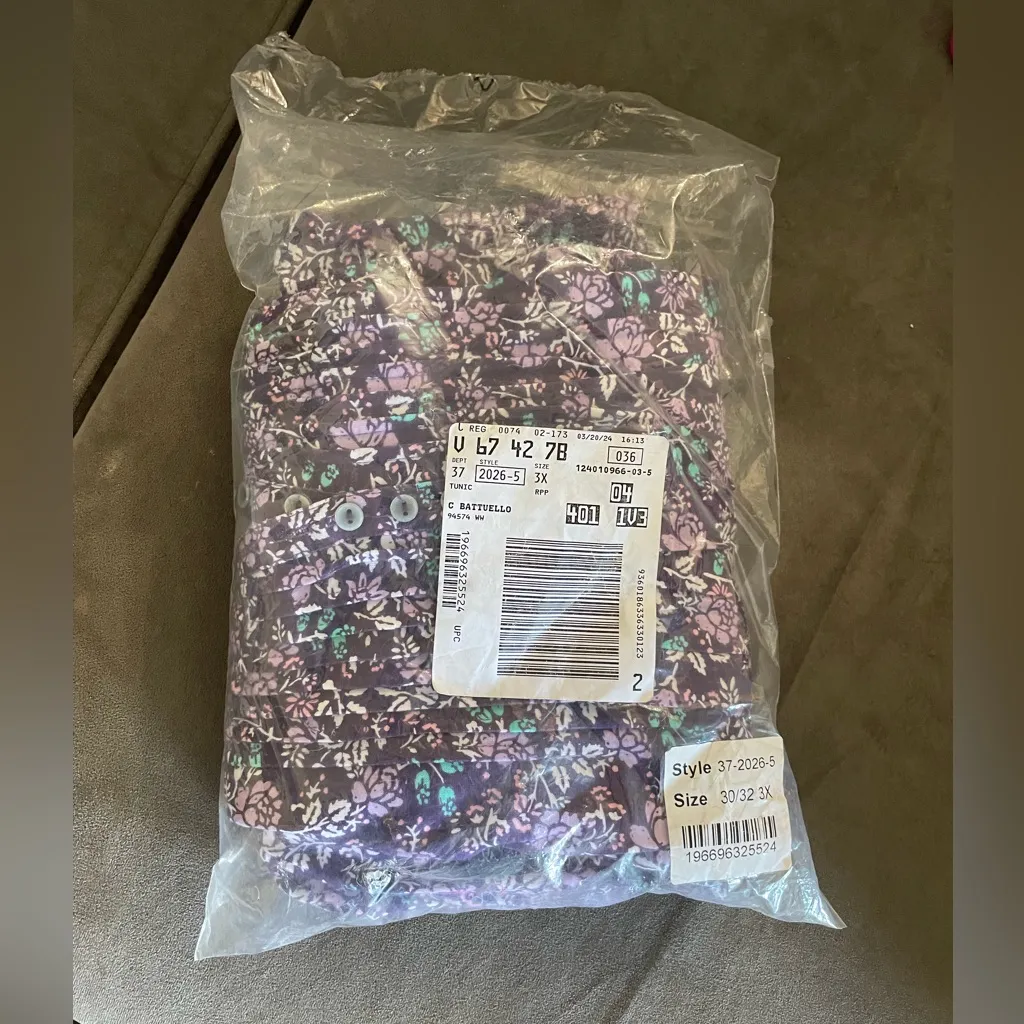 NWT Woman Within Women's Plus Size 7-Day Pintucked Henley Tunic | Size: 3X - Image 6