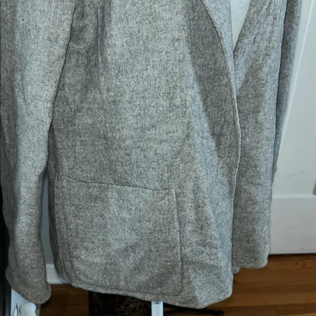 Kate Hill 90%Wool  10%Nylon Light Gray Women's Blazer - Image 2