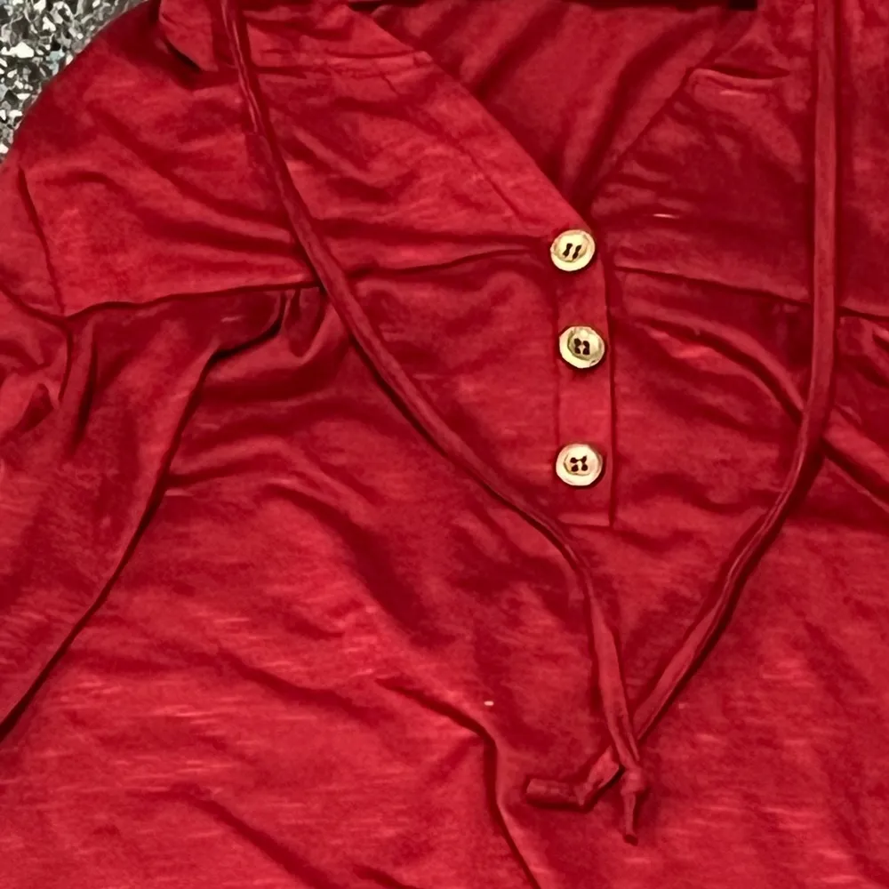 Women’s Vivilli Small Red 1/4 Button Hooded Long Sleeve Shirt Hoodie - Image 2