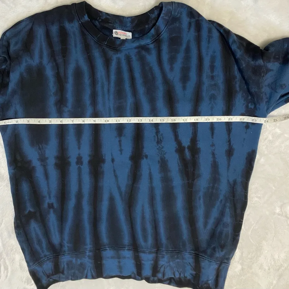 Sundry for Evereve Navy and Black Tie-Dye Tunic Side Zipper Sweatshirt - Image 12