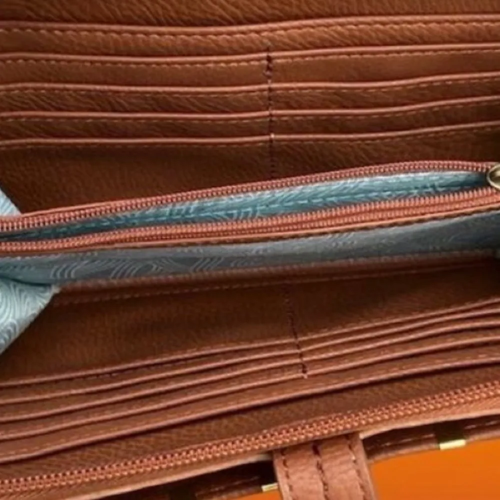 COPY - The Sak Iris Leather Convertible Crossbody Bag Tan Medium Women's Casual - Image 8