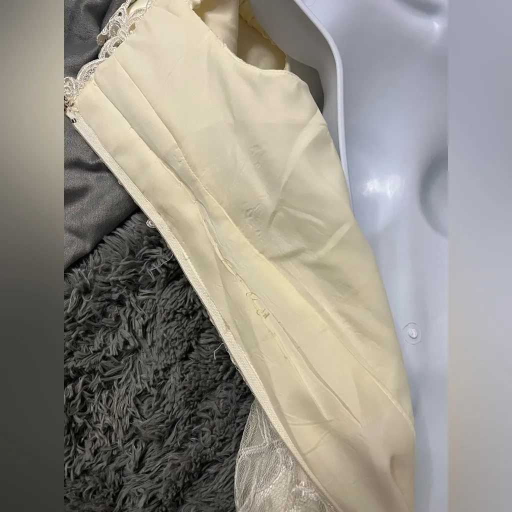 Jessica McClintock Vintage Women’s Off The Shoulder Lace Wedding Dress Size 7/8 - Image 7