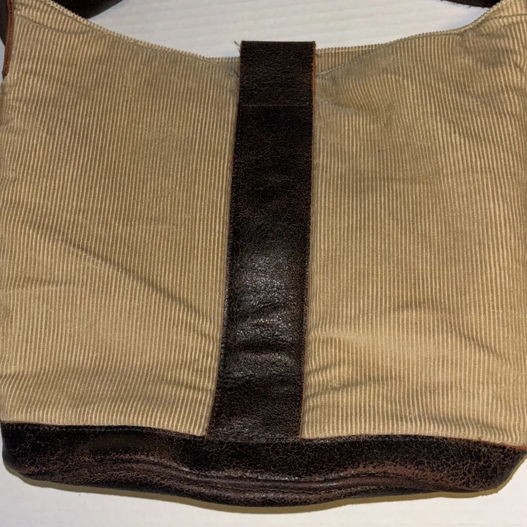 KANGOL BEIGE CORDUROY AND DARK BROWN LEATHER CROSSBODY/MESSENGER BAG ADJUSTABLE Tan - Image 4