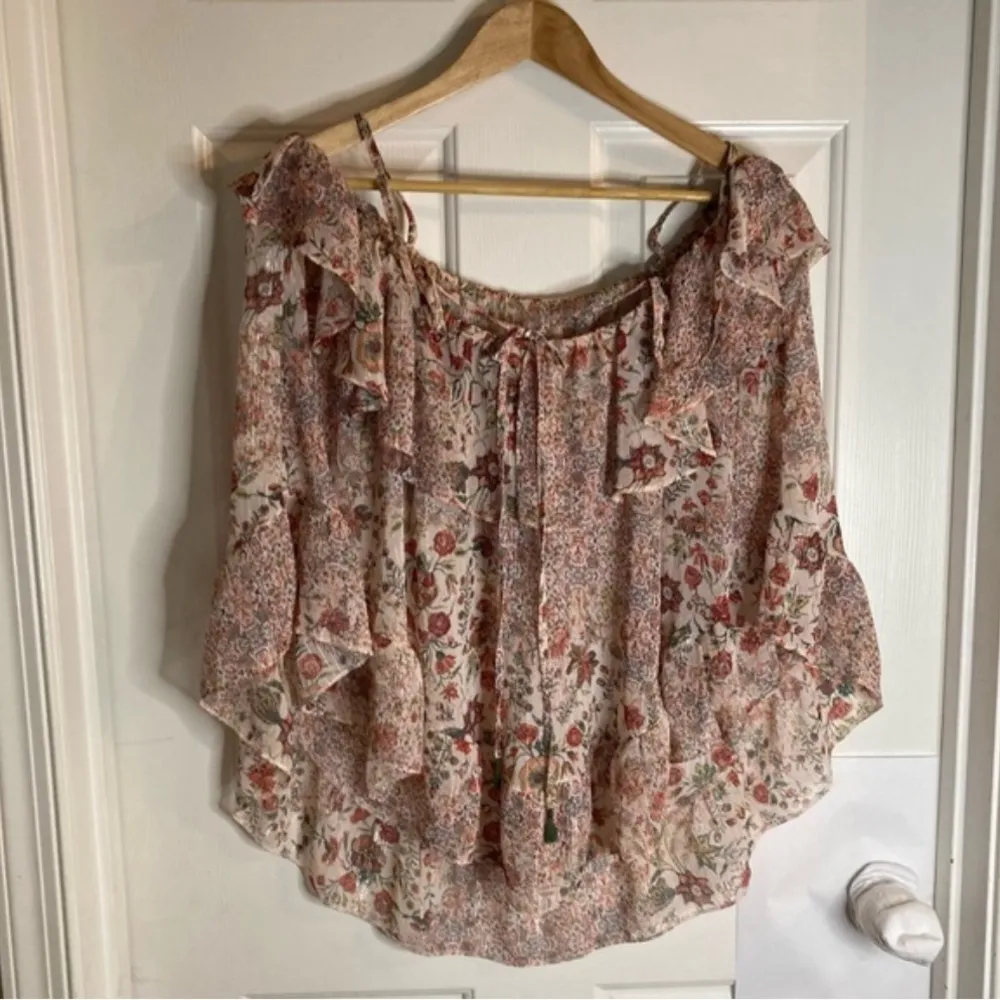 Victoria’s Secret Chiffon Shear Ruffled Spaghetti Strap Pink Floral Blouse Large - Image 7
