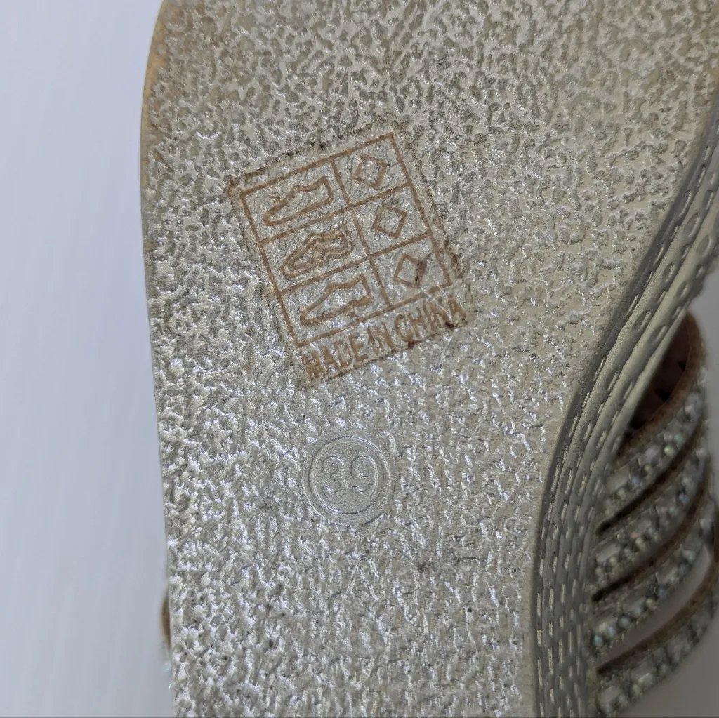Patrizia By Spring Step Silver Wedge Sandals Womens Size 39 - Image 7
