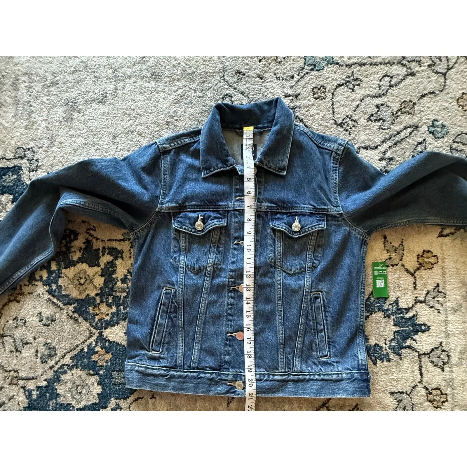 New! GAP Women's Denim Jacket Small Blue Button-Front Casual Short Coat - Image 6