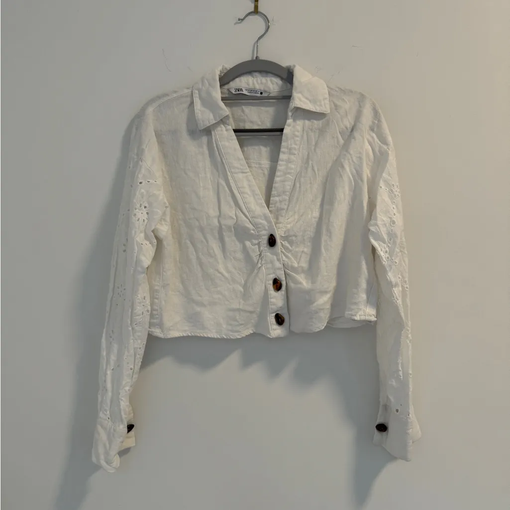 Cropped Linen button down blouse - Image 2