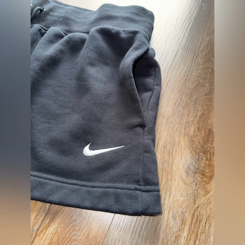 Nike  Women's Athletic Black Shorts - Image 2