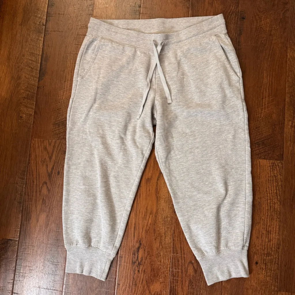 AMAZON ESSENTIALS gray drawstring sweatpants, size L, NWOT Size L - Image 2