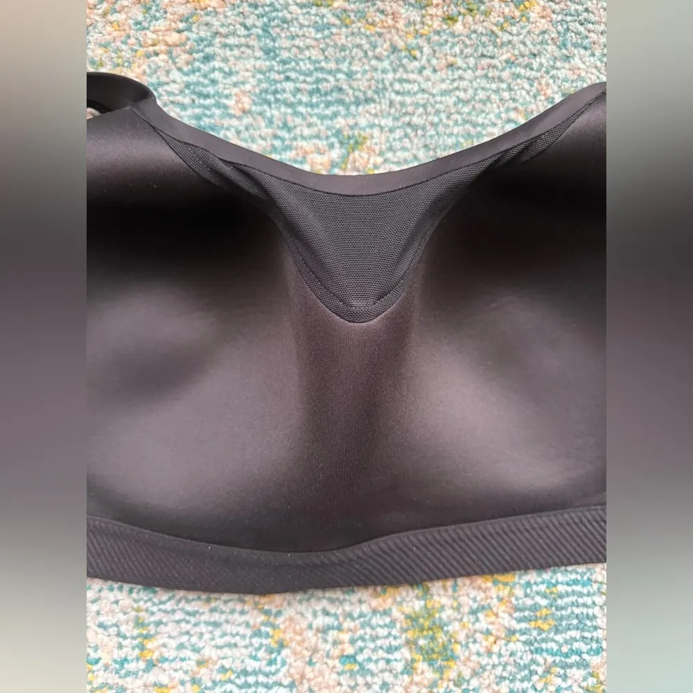 NWT Athleta Advance Sprint high impact black sports bra, size 40C - Image 8